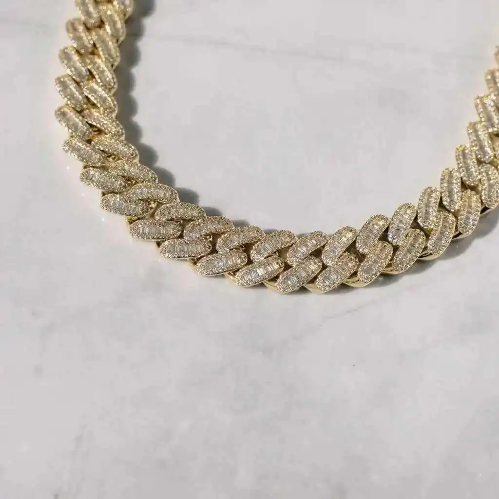 

2023 Sale Shiny 18k Gold Plated 925 Silver 15mm Iced Out Moissanite Baguette Cuban Link Chain