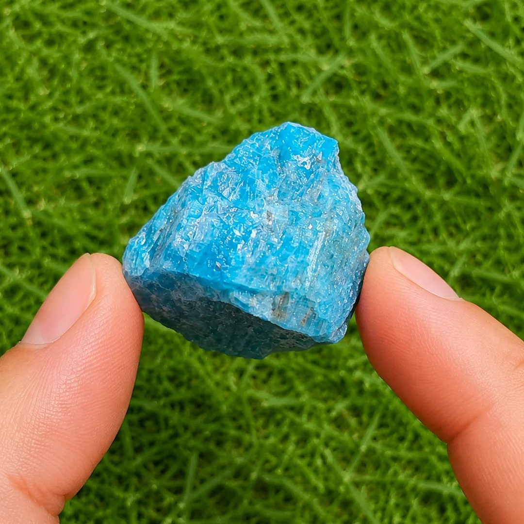 Natural Blue Apatite Rough Raw Stone Crystal Mineral Specimen Reiki Healing Stone Home Room Decoration Gift