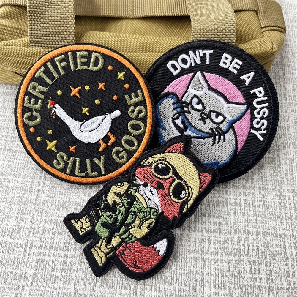 CERTIFIED SILLY GOOSE and Cat Animal Morale Badge Patches Embroidery Armband Tactical Backpack Hook and Loop Sticker