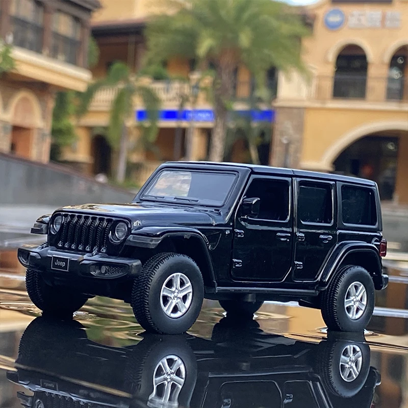 1/36 Jeeps Wrangler Rubicon Alloy Pickup Car Model Diecast Metal Toy Off-road Vehicle Model Simulation Collection Childrens Gift