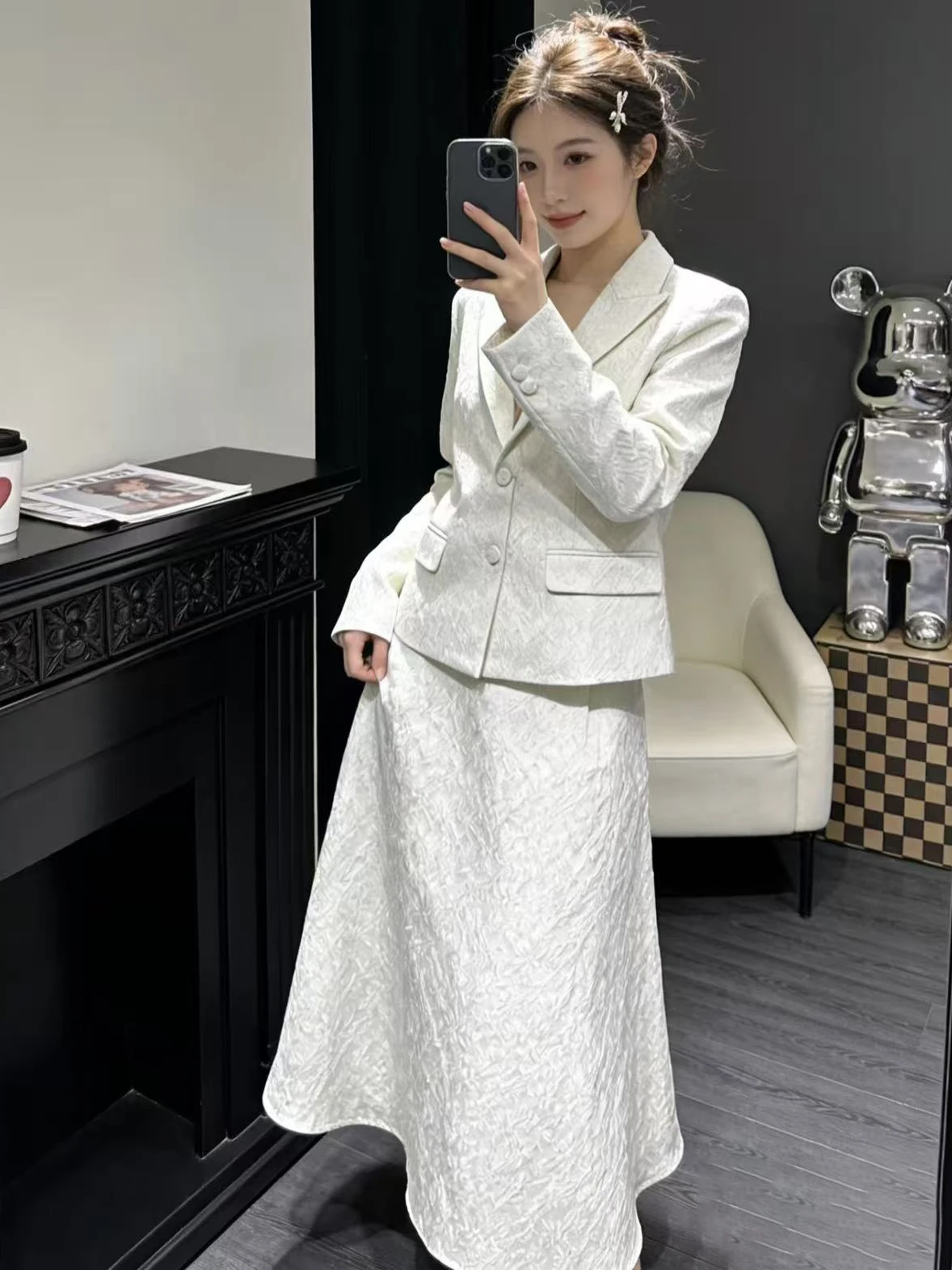 Elegant White Long Sleeve Suit Jacket for Women with Stand Collar Commute Friendly Office Look Casual Chic  Skirt Set