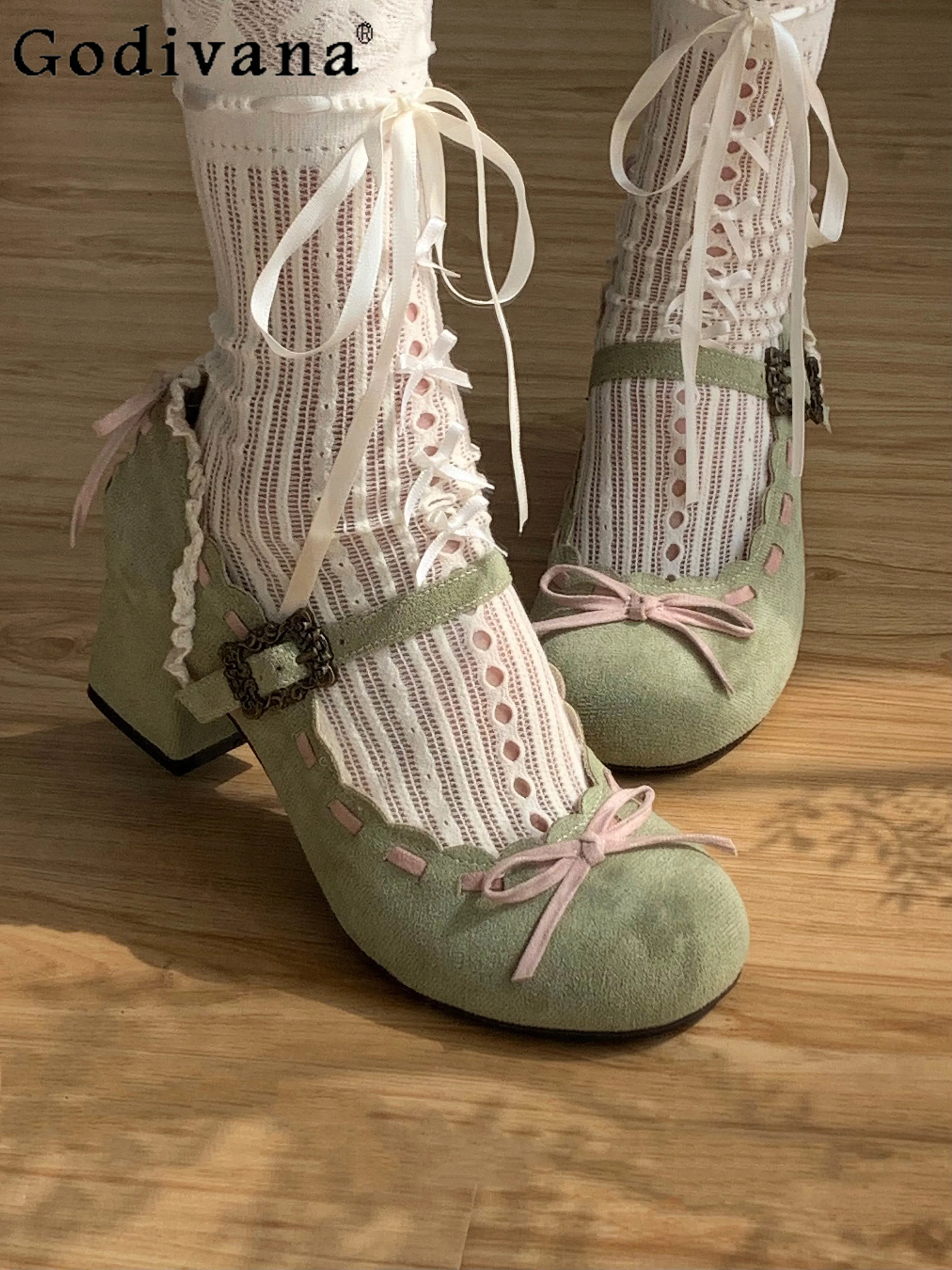 

2025 New French Retro Elegant Girl Lolita High Heels Round Toe Chunky Heel Suede Bow Sweet Daily Mary Jane Shoes