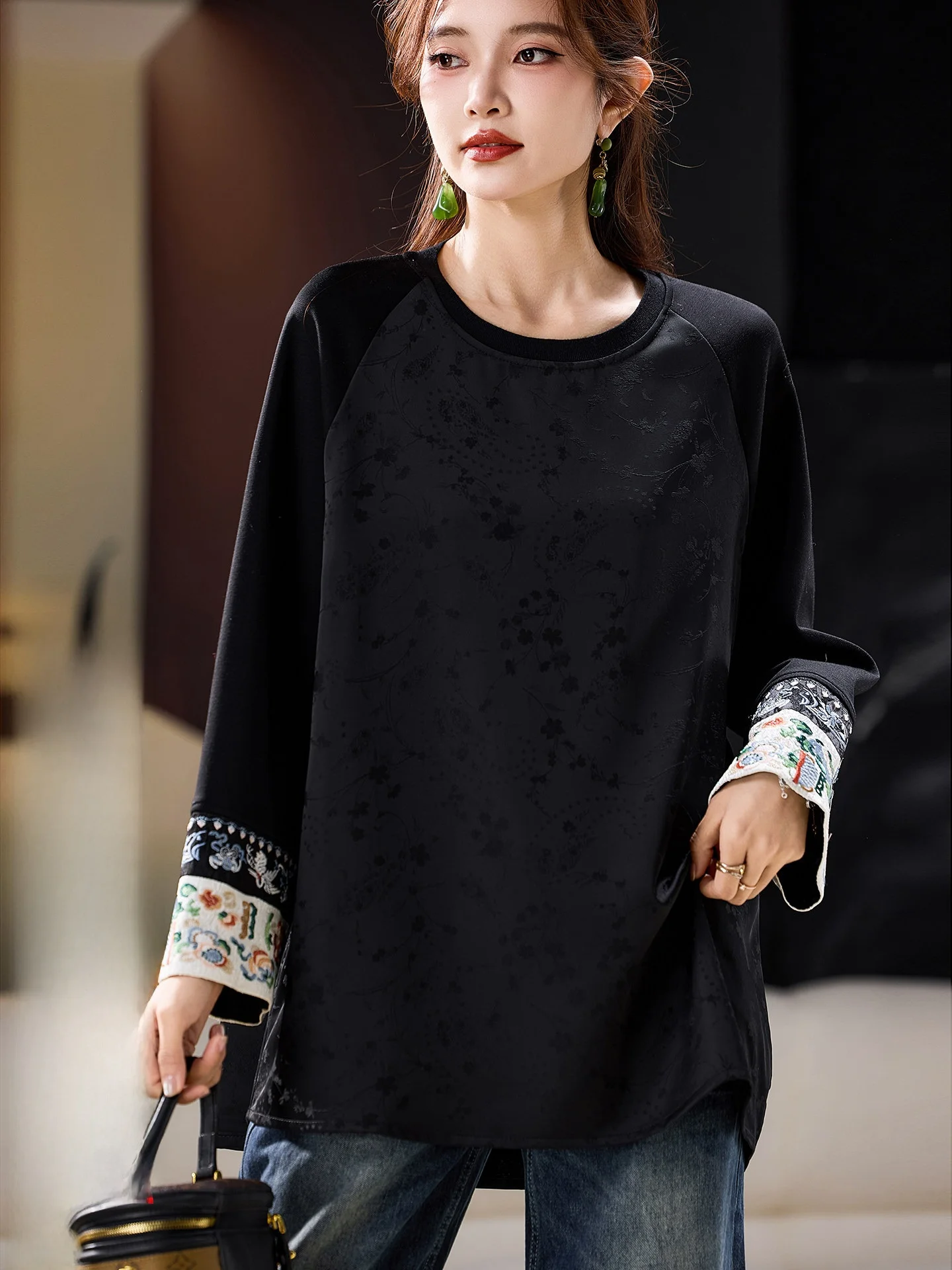 

Street Sle Spliced Embroidered T-irt Women's plus Size Winter Loose Top Breathable Polyester Fiber round Ne Long Sve