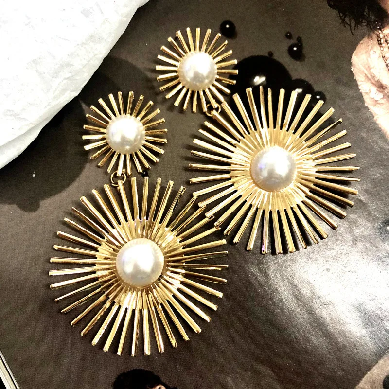 2024 Exaggerated Long Drop Earrings for Women Big Pearl Round Dangle Earrings Wild Sun Earings Brincos Female Fashion Jewelry