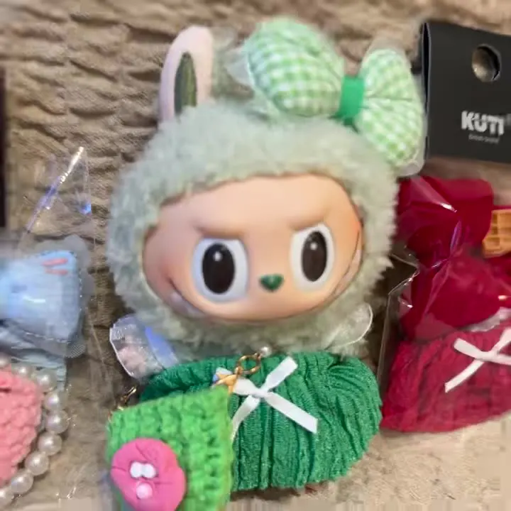 

Clothes For Labubu Long Skirt With Pearl Knitted Small Bag Set Clothing Accessories Suitable For 15 Cm 17 Cm 1st To 3rd Gen