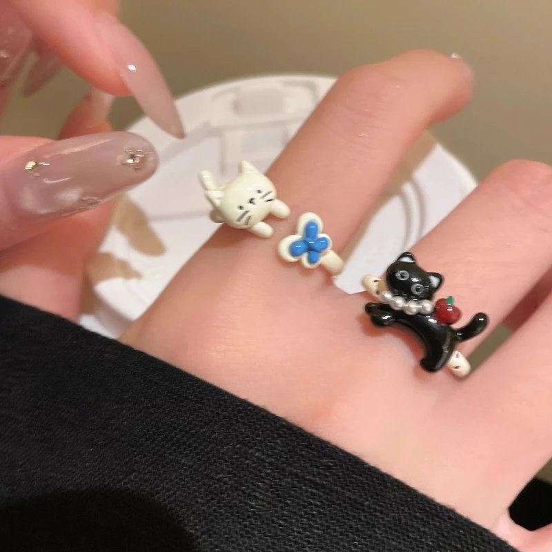 Childish Cute Black White Glaze Small Cat Rings Adjustable Funny Design Animal Open Ring for Women Cartoon Jewelry Birthday Gift