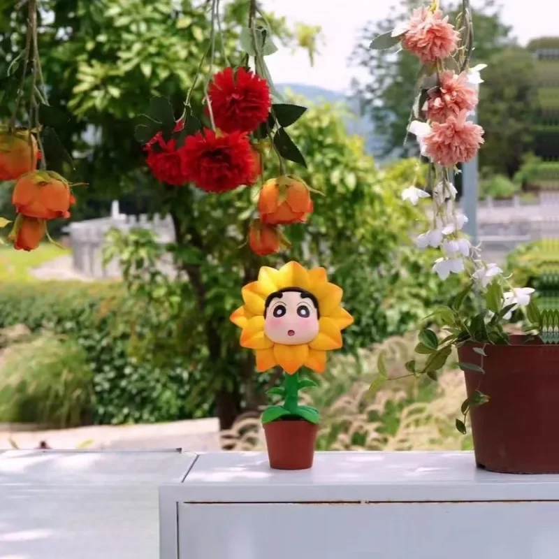 Crayon Shin-Chan Haruhibu tienda de flores girasol pequeña nueva estatua Gk animación decoración de mano figura de Anime periferia regalo