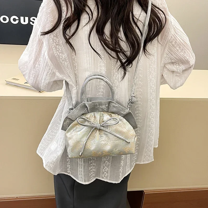 

Elegant Leather Classic Designer Paris Fashion Large Capacity Women's Shoulder Bag Luxury Diaper Bags For Stylish Ladies