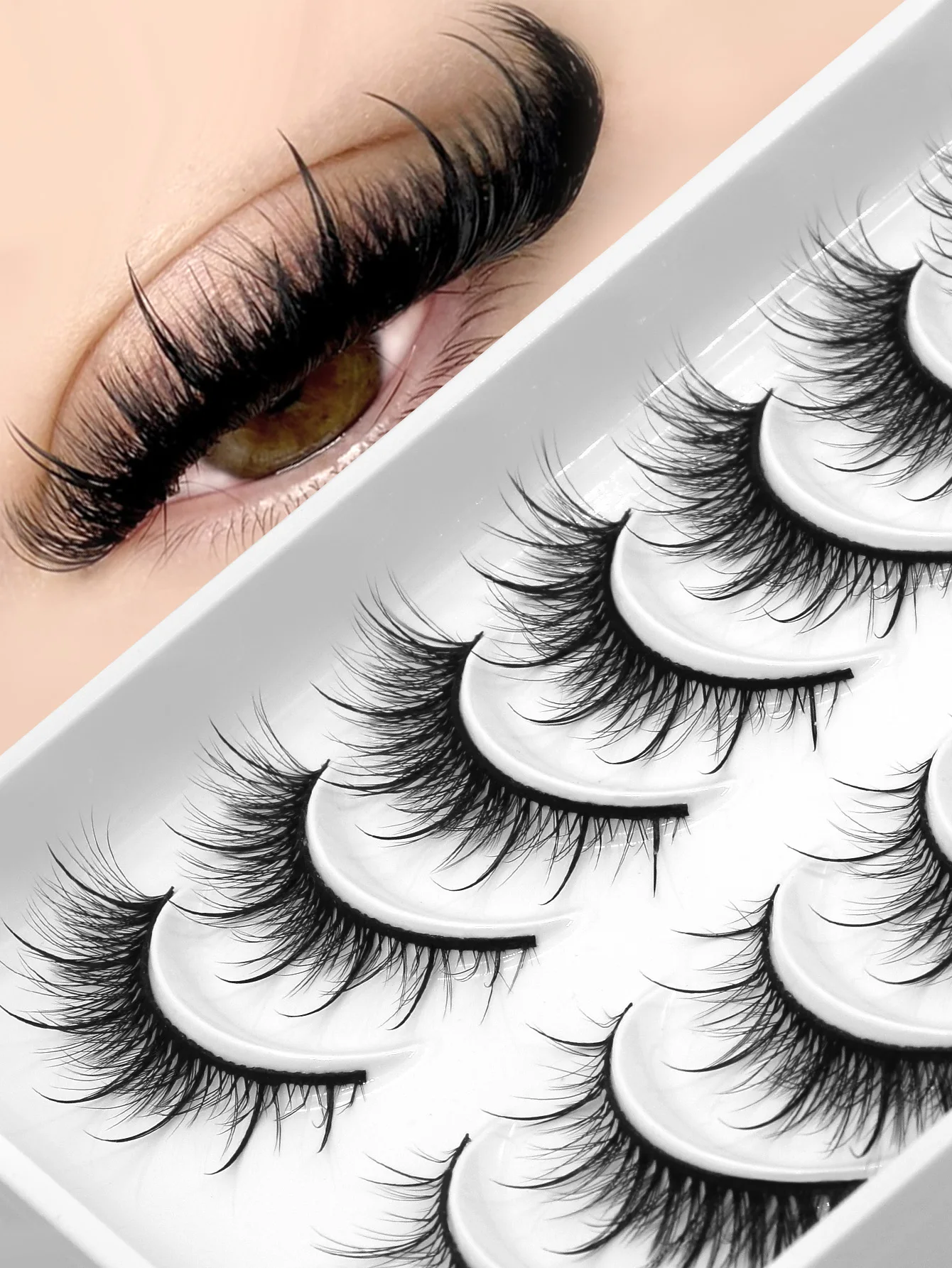 Lasvirey Cílios postiços naturais estilo olho de gato, volumosos e com efeito molhado, estilo mangá, com curvatura natural, macios e delicados, em tira completa, de vison sintético para extensão de maquiagem.