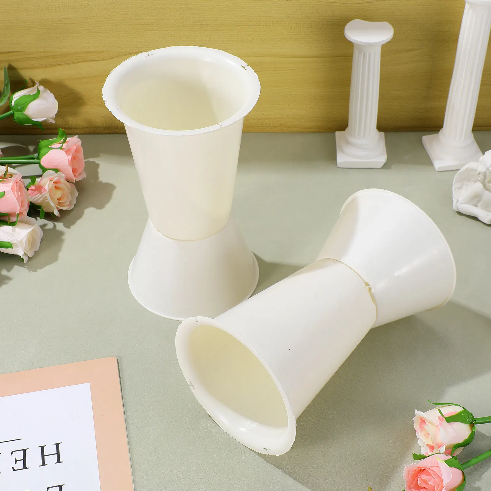 5Pcs Lightweight Plastic Bouquet Holder for Artificial Flowers Bridal Bouquet Support Base Flower Stem Holder Wedding Table - view 4