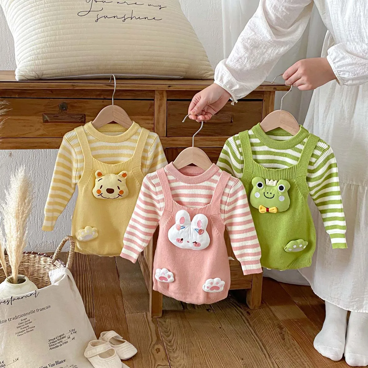 Baby Autumn and Winter New Three-dimensional Cartoon Animal Harness Striped Top, Bag Fart Set, Children's Cute Knitted Sweater