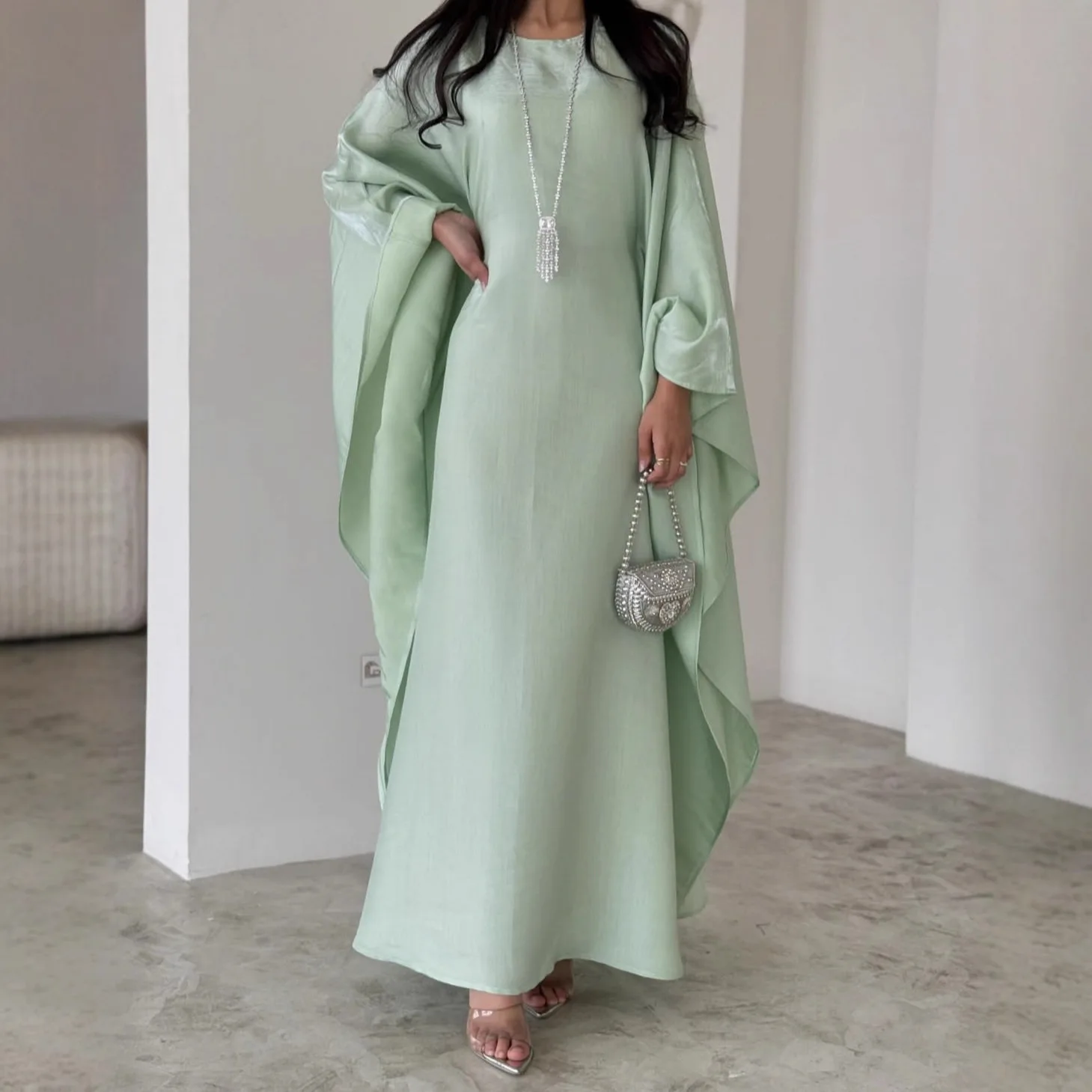 

Осеннее модное мусульманское платье с длинным рукавом и круглым вырезом размера плюс, длинное платье макси Абая Дубай, кафтан, одежда для мусульманских женщин, наряды