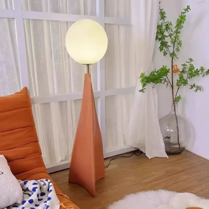 Modern Simple LED Floor Lamp European Design Nordic Atmosphere Creative Elegance Suitable for Living Room Bedroom
