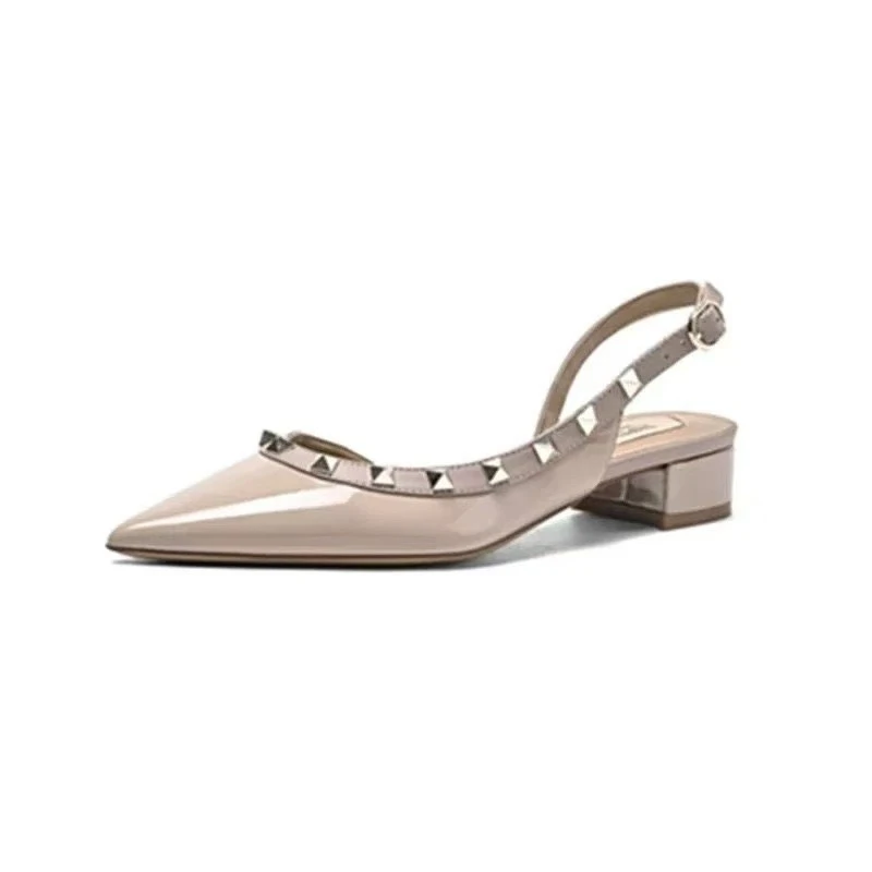 2026 Hochwertige spitze Damen-High-Heels: Neue Retro-Sandalen aus Lackleder mit Nieten – Bequeme Büro-Sandalen mit offenem Absatz – Detail 20