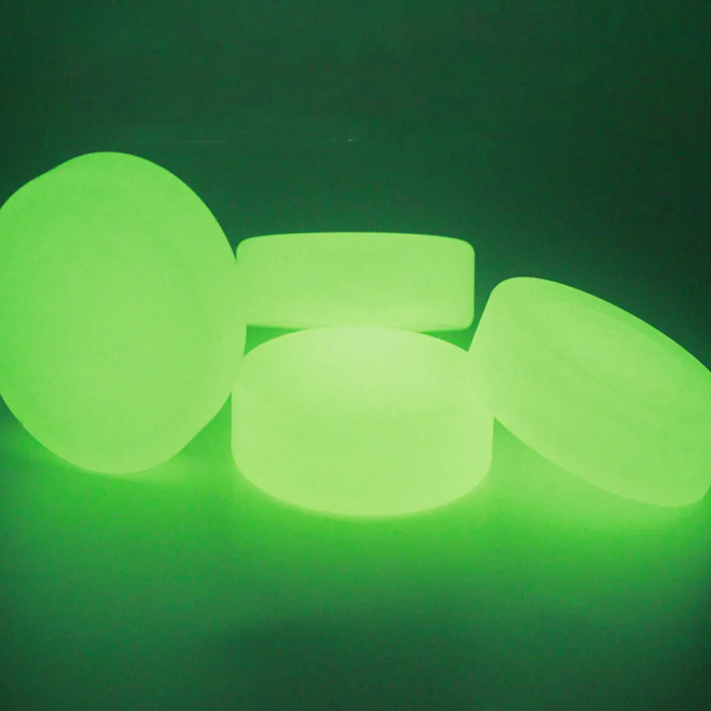 5Pcs Glow in Dark Ice Hockey Puck Youth Training PVC Material Night Practice Puck for Training Hockey Pucks Bulk