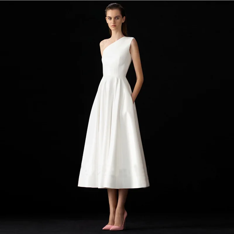 N1158 مأدبة أنيقة ملابس كتف واحد الذاكرة الحلوة أنيقة فستان الزفاف الساتان الأبيض فستان حفلة كوكتيل
