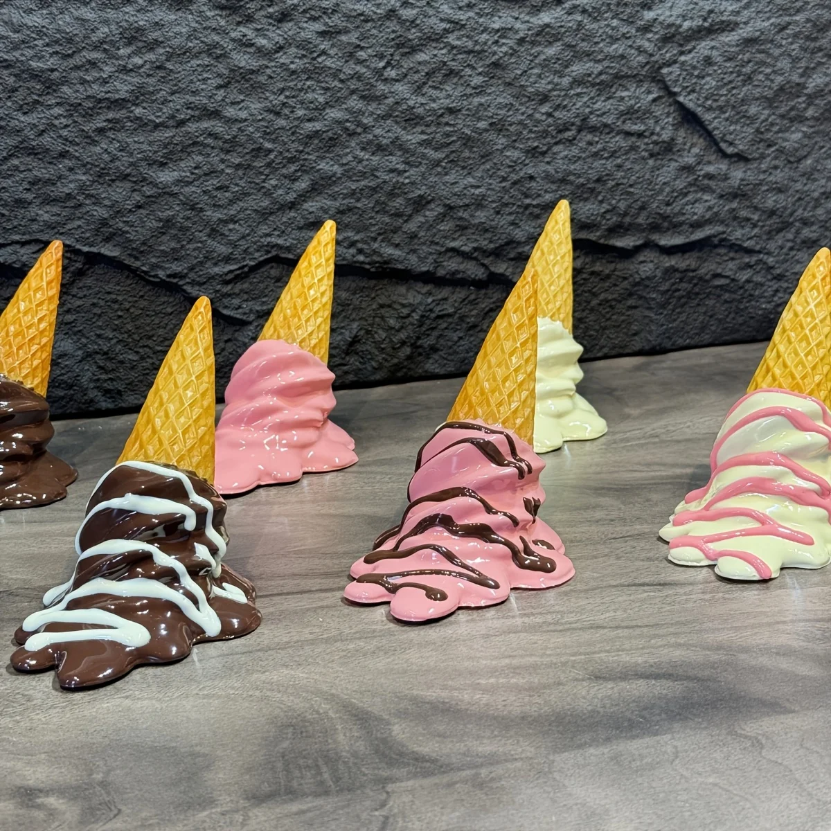 15cm Resin Melted Ice Cream Cone Model Artificial Spilled Waffle Cone Prop with Glossy Cream Syrup Drizzle Dessert Ornament view 3