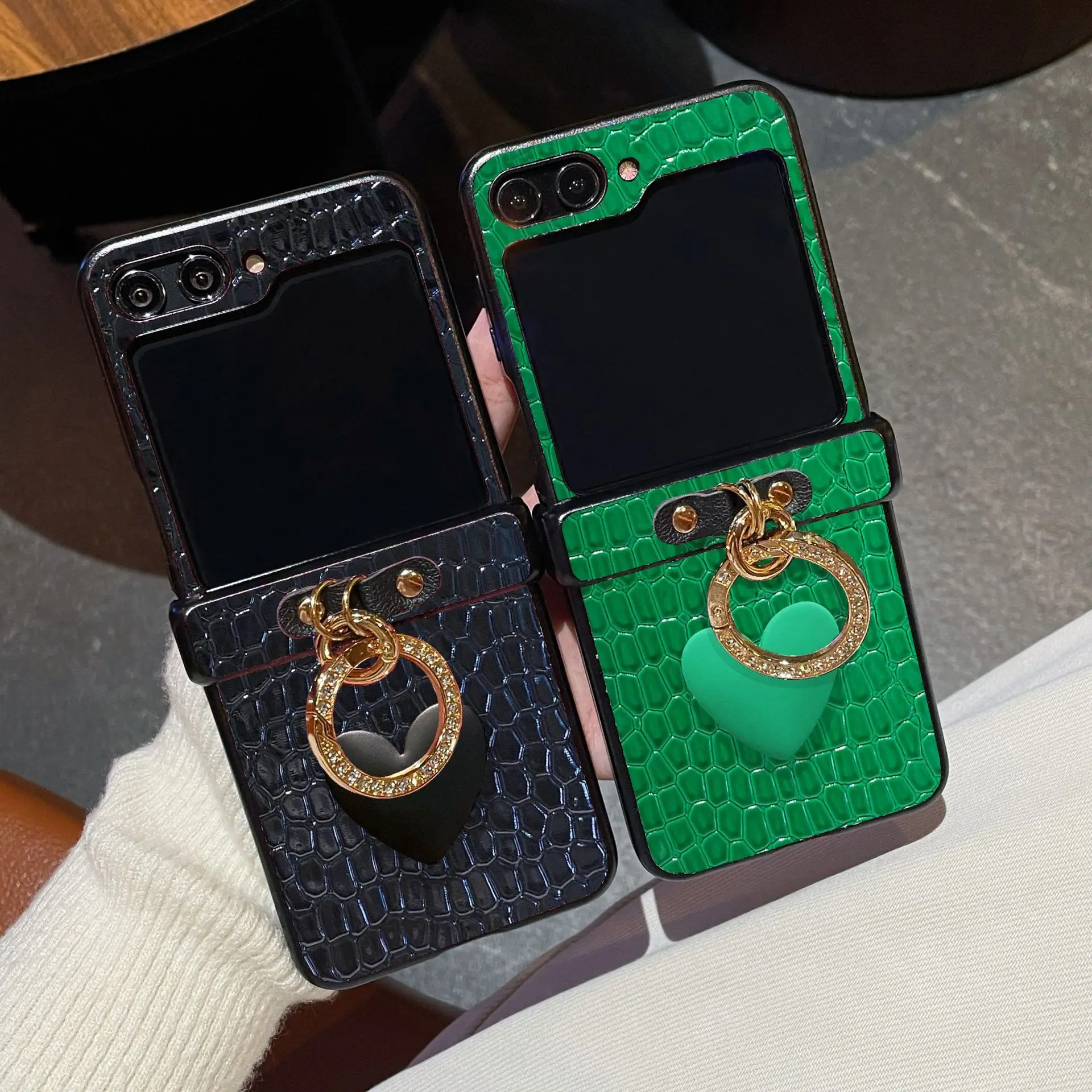 เคสโทรศัพท์ลายหนังจระเข้ ประดั - Phone Cases Vogue บทวิจารณ์และราคา