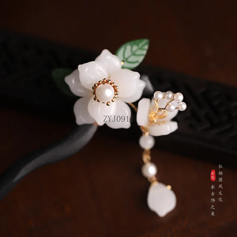 女の子のための中国の漢服の帽子,ヴィンテージのヘアスティック,箸,サンダルウッドの花のヘアピン,真珠のタッセルジュエリー,パーティーの帽子,新しい