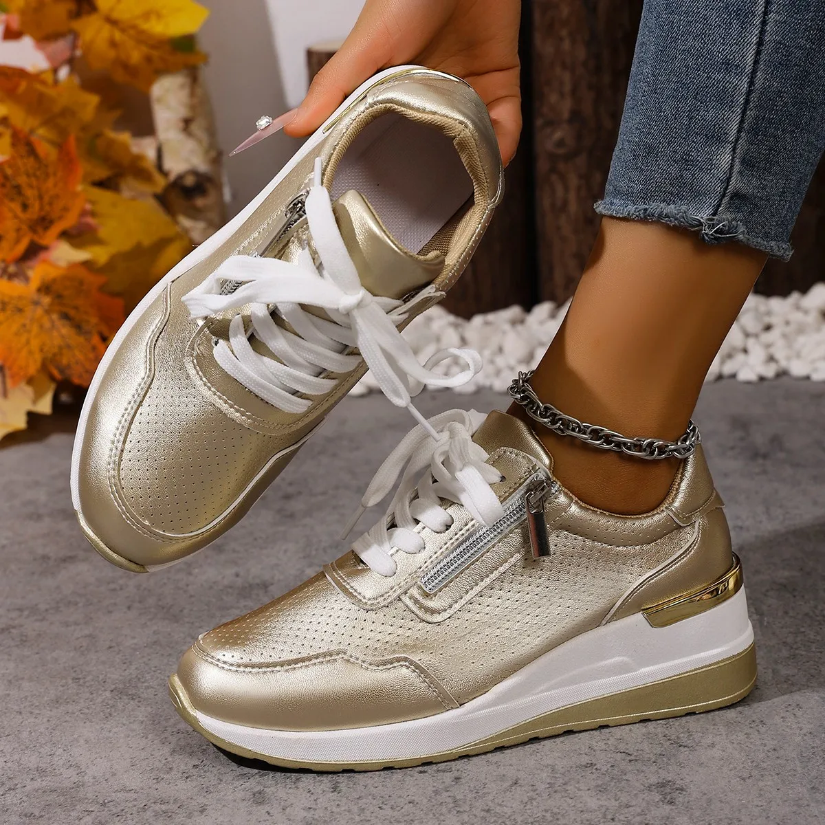 

Fashion Thick Bottom Silver Sneakers Women 2025 Spring Wedge Heel Vulcanized Shoes Woman Comfortable Lace Up Sport Sneaker Mujer