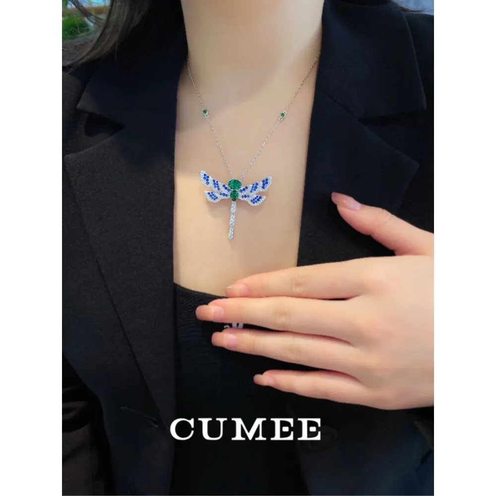 CUMEE. Exquisite Designer's Everyday Versatile Cultivated Blue Gemstone Bracelet Pendant Two Wear. Silver Plated Gold