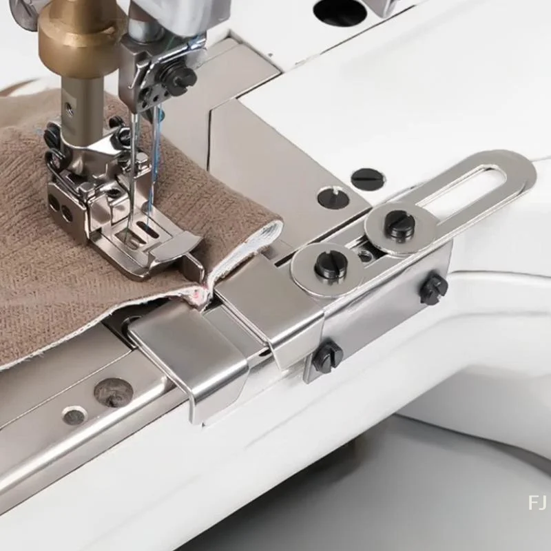 [YU]Professional Grade Three-needle Five-thread Overlock Sewing Machine with Fixed Seam Slot for Apparel Design Studios