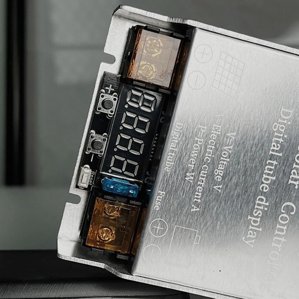 1 шт. MPPT-контроллер заряда солнечной батареи 9 В ~ 60 В светодиодный цифровой дисплей прокрутки MPPT повышающий солнечный контроллер 450 Вт интеллектуальное охлаждение вентилятора