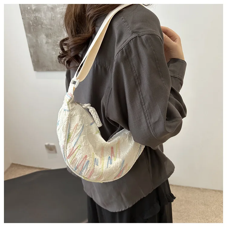 Minimalistische Umhängetasche im japanischen Stil für Damen, kleine Umhängetasche für das Handy, leichte und vielseitige Dumpling-Tasche für Mädchen – Detail 12
