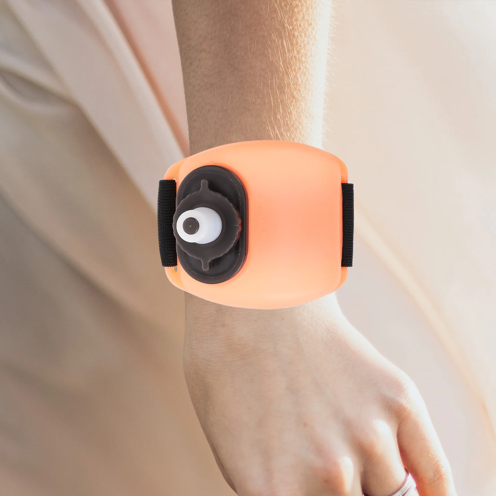 

Fitness Water Bottle Outdoor Sports Wristband Leakproof Large Capacity Running Hiking Cycling Portable Sports Water Kettle