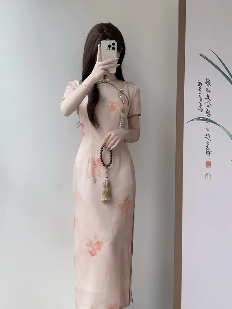 

Новинка Весна 2025: Винтажное длинное платье-ципао Pink Lady с коротким рукавом, в стиле Young Revised, с крупным цветочным принтом, для нежных девушек