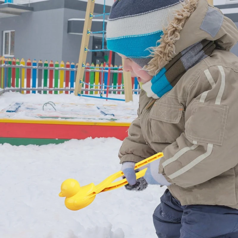 Tool With Handle For Snow Ball Fights,Snowball Maker Toys Snow Molds Kit,Winter Outdoor,For Kids And Adults