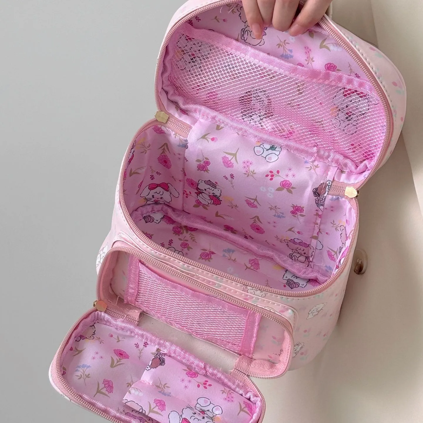 Bolsa de maquillaje de dibujos animados rosa Mikko Girl, bolsa de almacenamiento para el hogar de viaje, premio de regalo, joyería, regalo al por