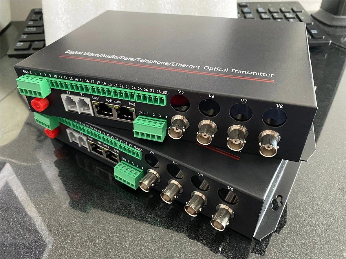 

4 Port Video RS232 RS485 data 10/100M Ethernet over Fiber Optic Converters, Analog coax to fiber up to 20Km, A pair TX and RX