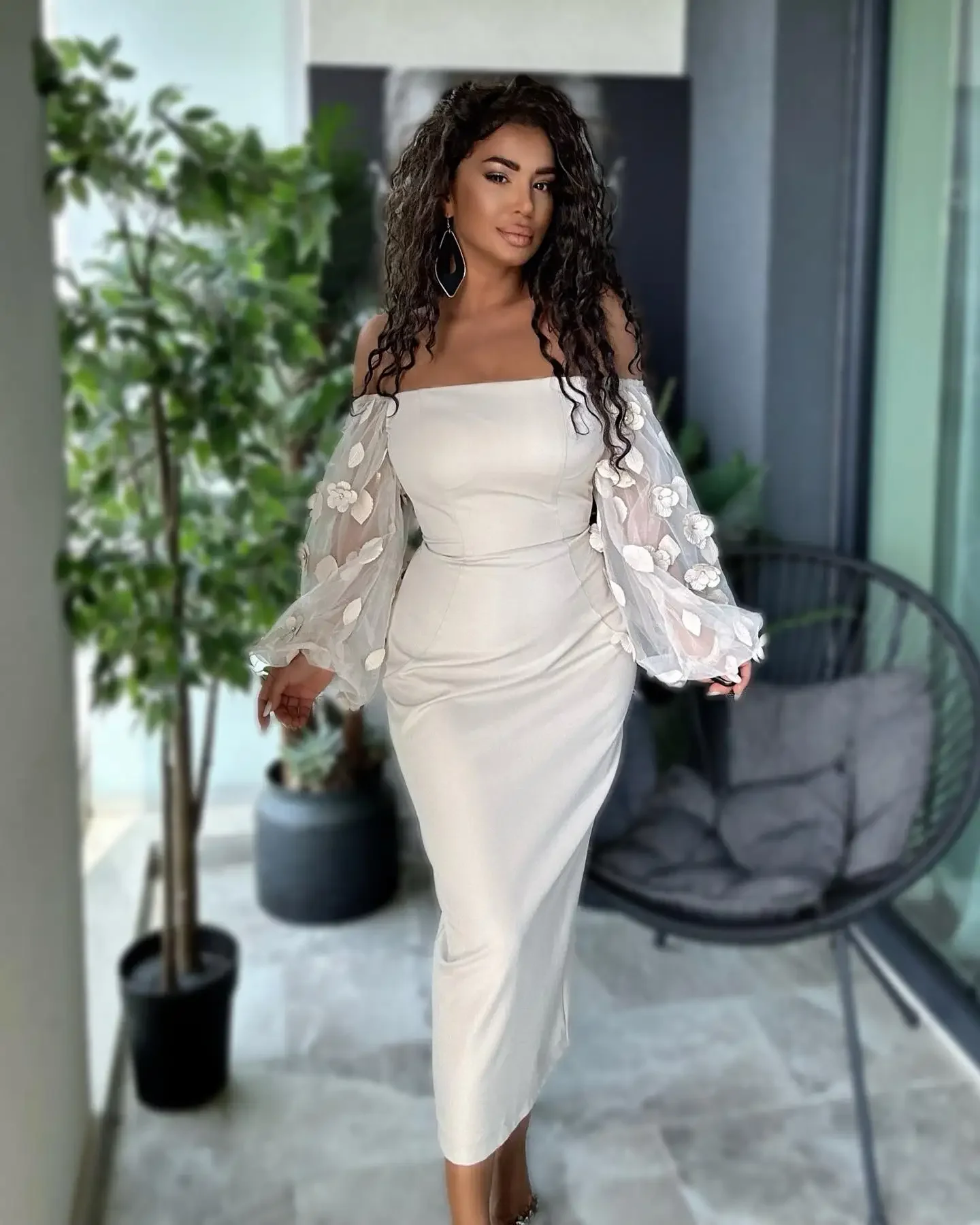 Novelty White Stretchy Sheath Women Dress With Puff Sheer Sleeves Handmade Flower And Leaf Details Ankle Length Maxi Dresses