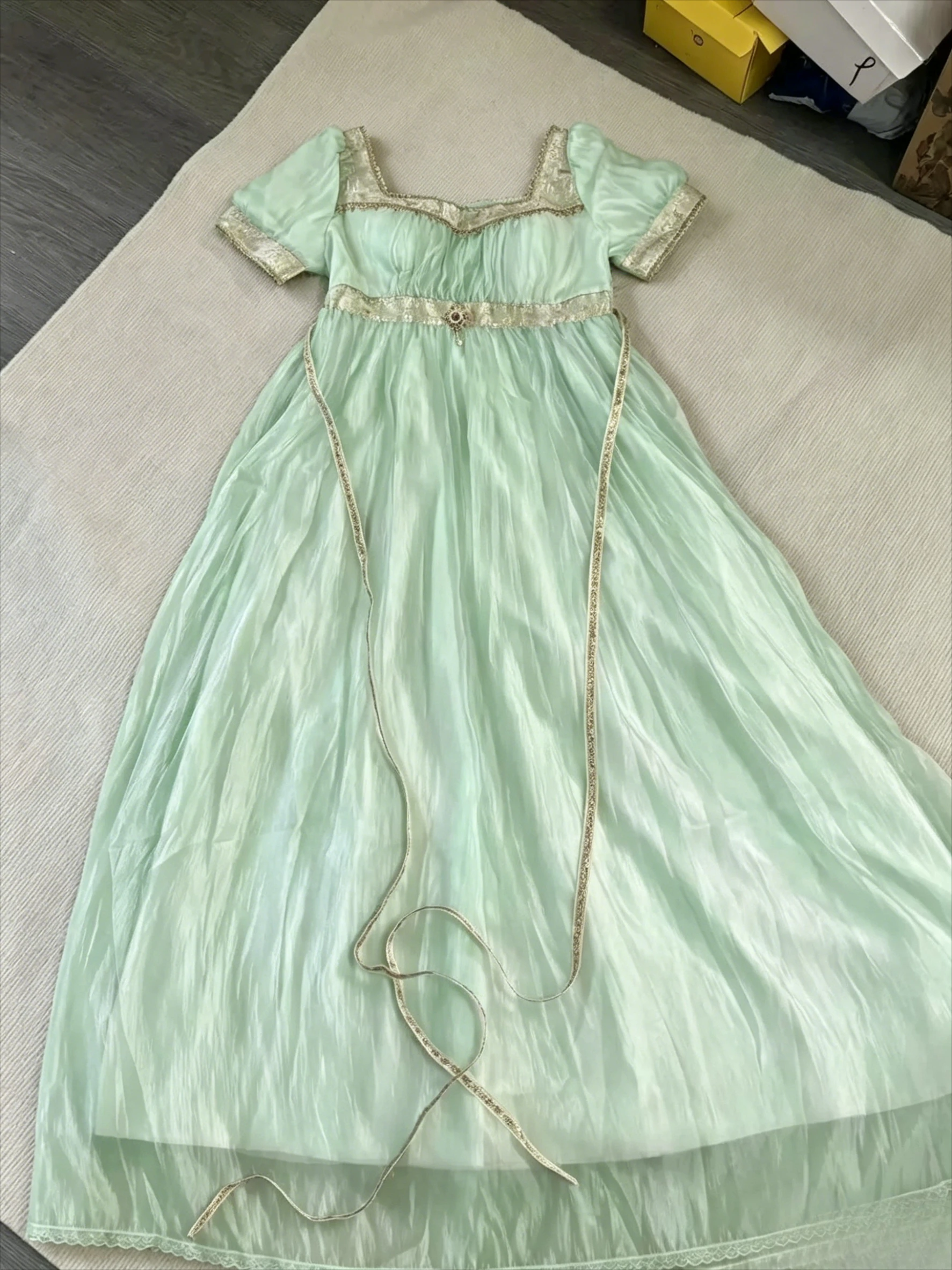 Empire-Taille Lolita Formelles Kleid Elegantes Retro Vintage Spitzen-Harajuku Einteiler-Kleid Auch für Partykleidung Damenmode