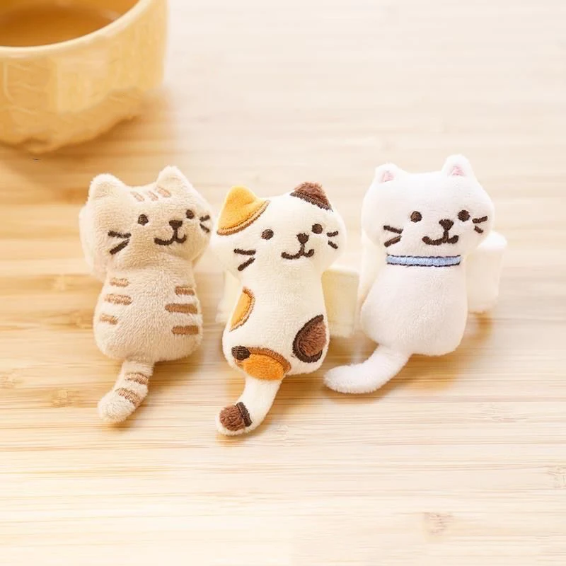 

Plush pendant with cute cat backpack, small pendant, cute cartoon plush toy, doll bag decoration