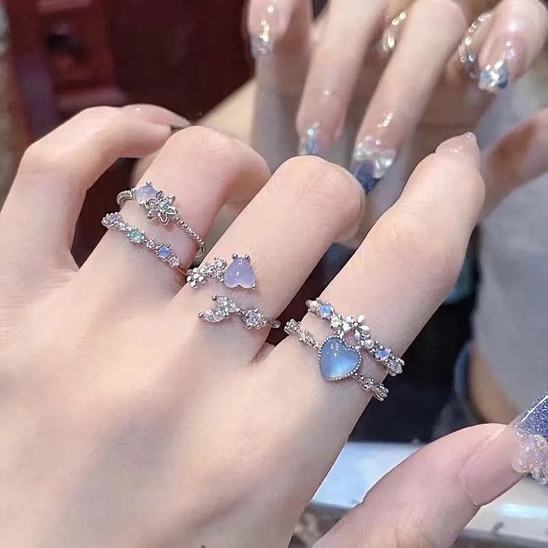 Fashion Blue Opal Heart Rings for Women Kpop Punk Gothic Open Flower Rhinestone Finger Rings Wedding Party Trendy Girls Jewelry