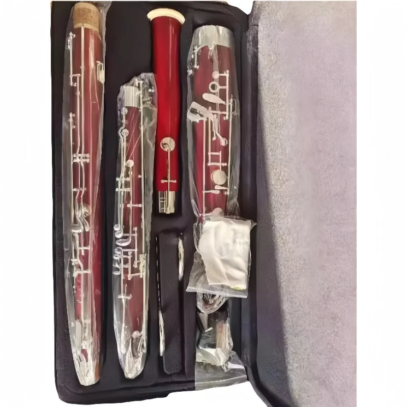 1 fagote e 2 oboes de plastico.