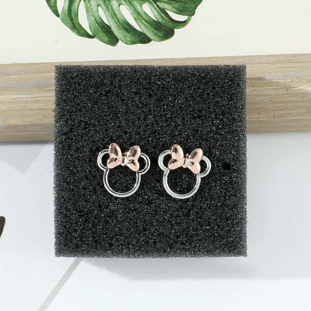 Disney Mickey Mouse Necklace and Earrings Set Simple Mickey Pendant Necklace Fashion Y2k Jewelry for Women