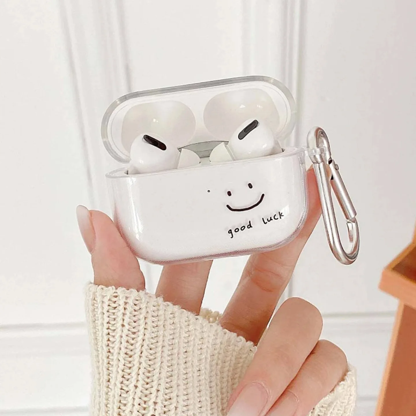 Cute Good Lucy Case for Apple AirPods 1 2 3 4 Generation Smile Case for AirPods Pro Pro2 Case Keychain