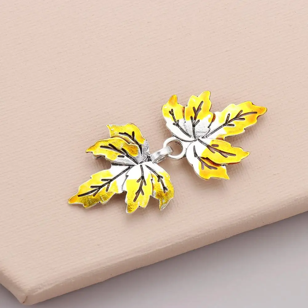New Vintage Cardigan Duck Clip Pin DIY Sewing Clasp Women Shawl Blouse Collar Sweater Scarf Clasp Charm Accessories