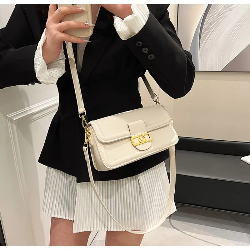 Classic Elegant Diaper Bags For Women: Famous Designer Leather Shoulder Bag, Simple Vintage Fashionable Large Capacity Tote