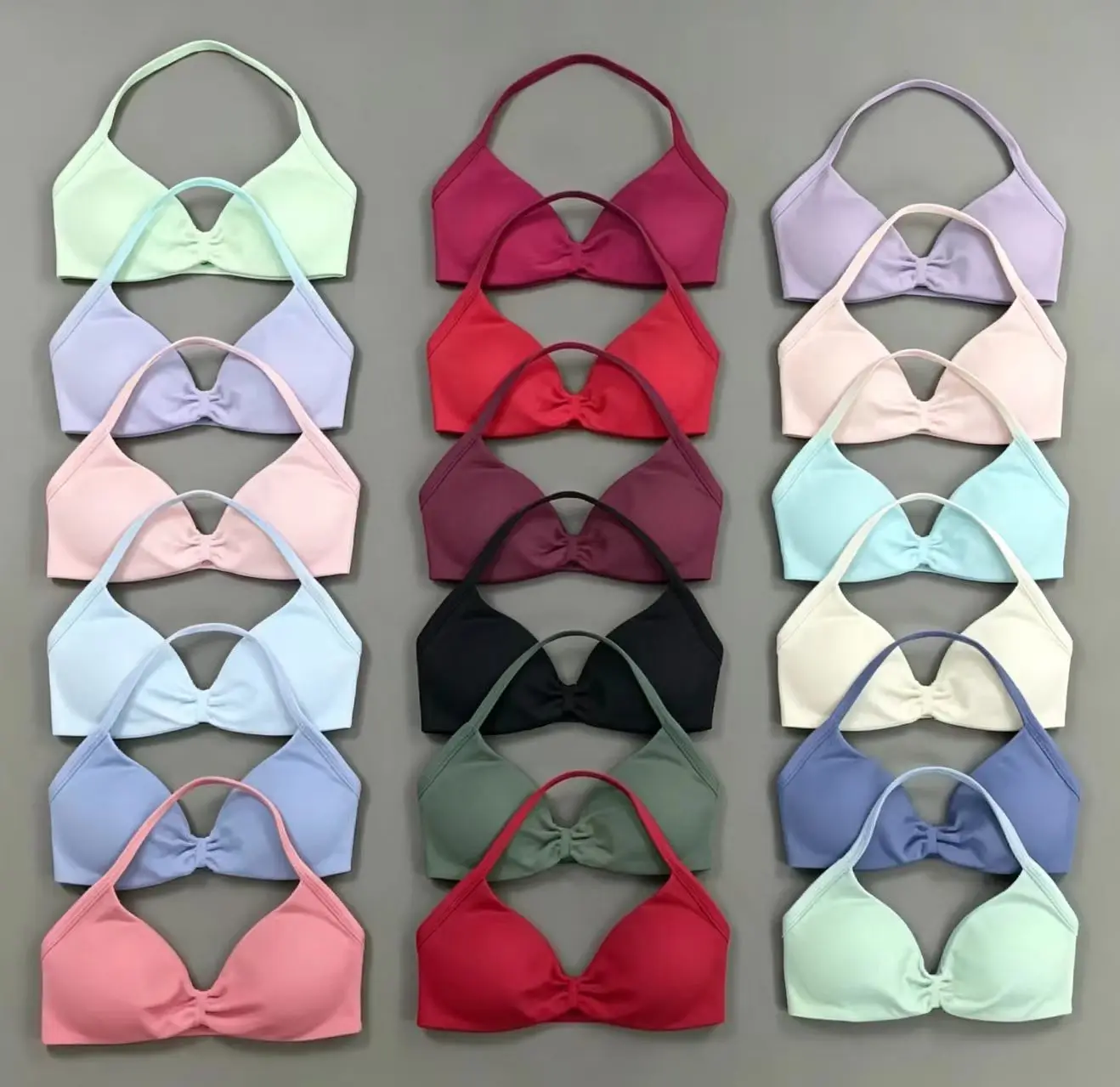 Sujetador deportivo DF con aros, diseño push-up, tirantes finos, espalda descubierta, top corto para gimnasio, copas removibles, ropa deportiva para mujer, top para gimnasio, sujetador deportivo con tirantes.