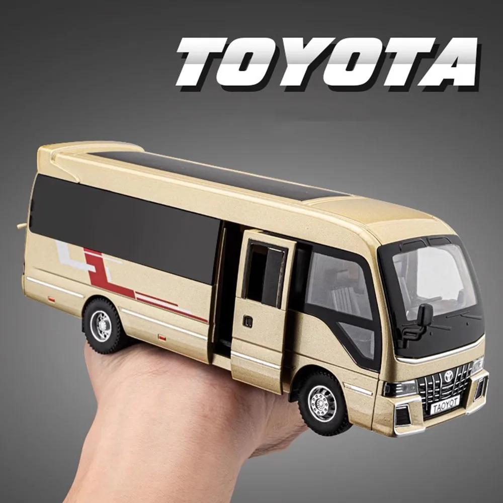 

1:32 Toyota Coaster, миниатюрная модель игрушечного автомобиля, литые под давлением двери из сплава, открытые откатные звуки, свет, резиновые шины, автомобиль для детей, подарки