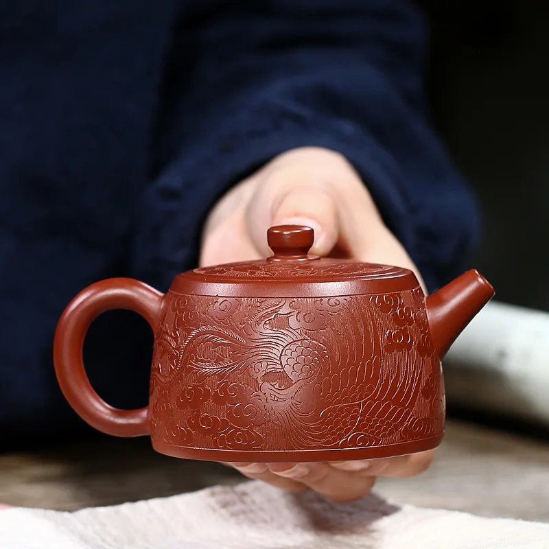 

Famous Yixing Purple Clay Teapots Raw Ore Dahongpao Tea Pot Customized Gifts Tea Ceremony Supplies Zisha Filter Teaware 200ml