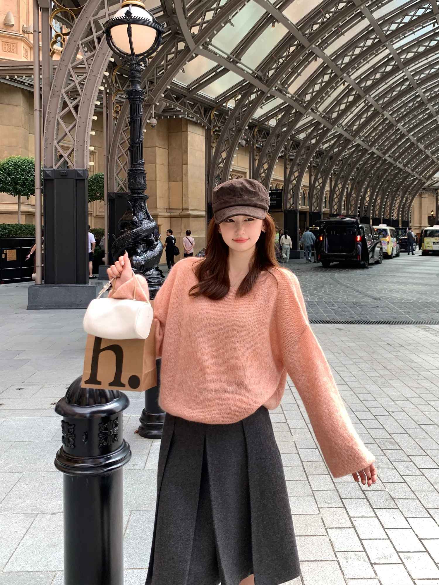 

Kong Li Soft Pink Camere round Ne Pullover Sweater Women's Loose Fit Autumn Winter Comfortable Slimming Inner Top