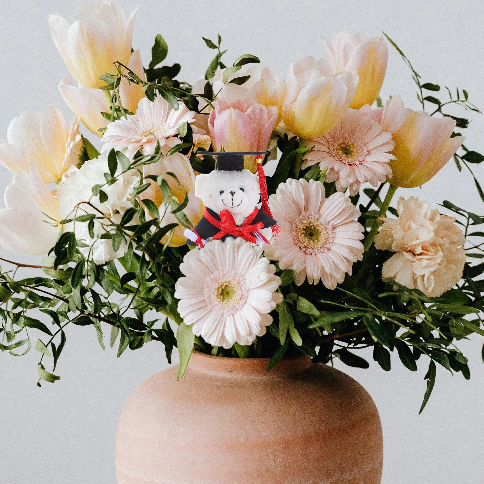 

Очаровательное мини-выпускное украшение с медведем на день Святого Валентина, день рождения, свадьба, праздник, классная вечеринка, подарок для детей и взрослых