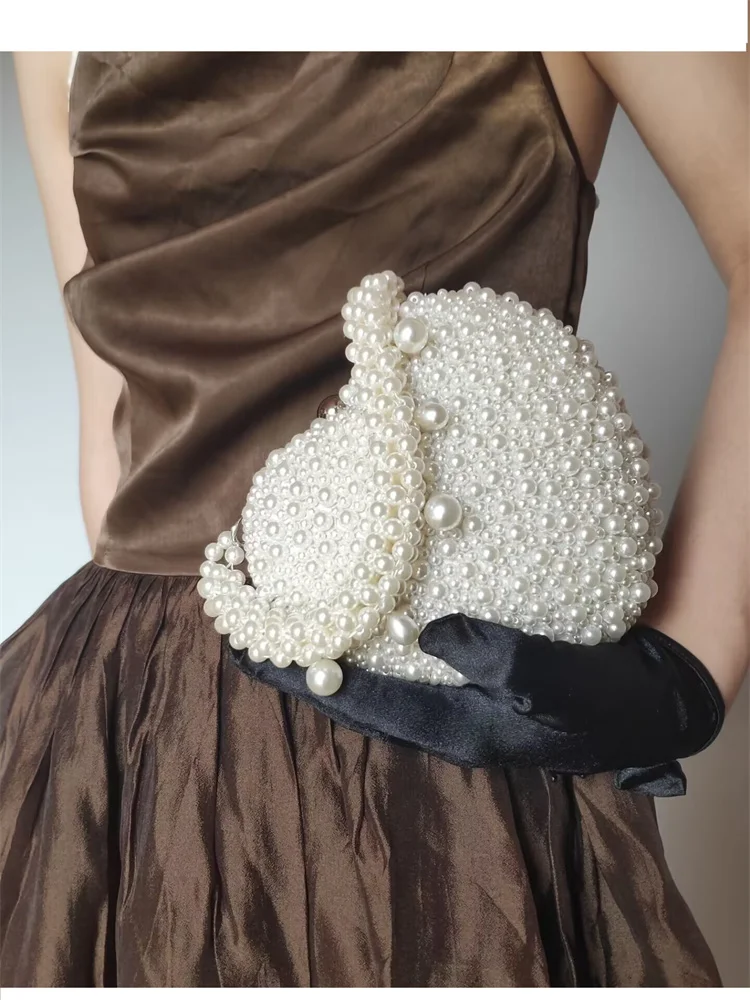 2023 fashion design Hand Beaded luxury evening bags pearls bridal beaded women unique heart clutch tote purse