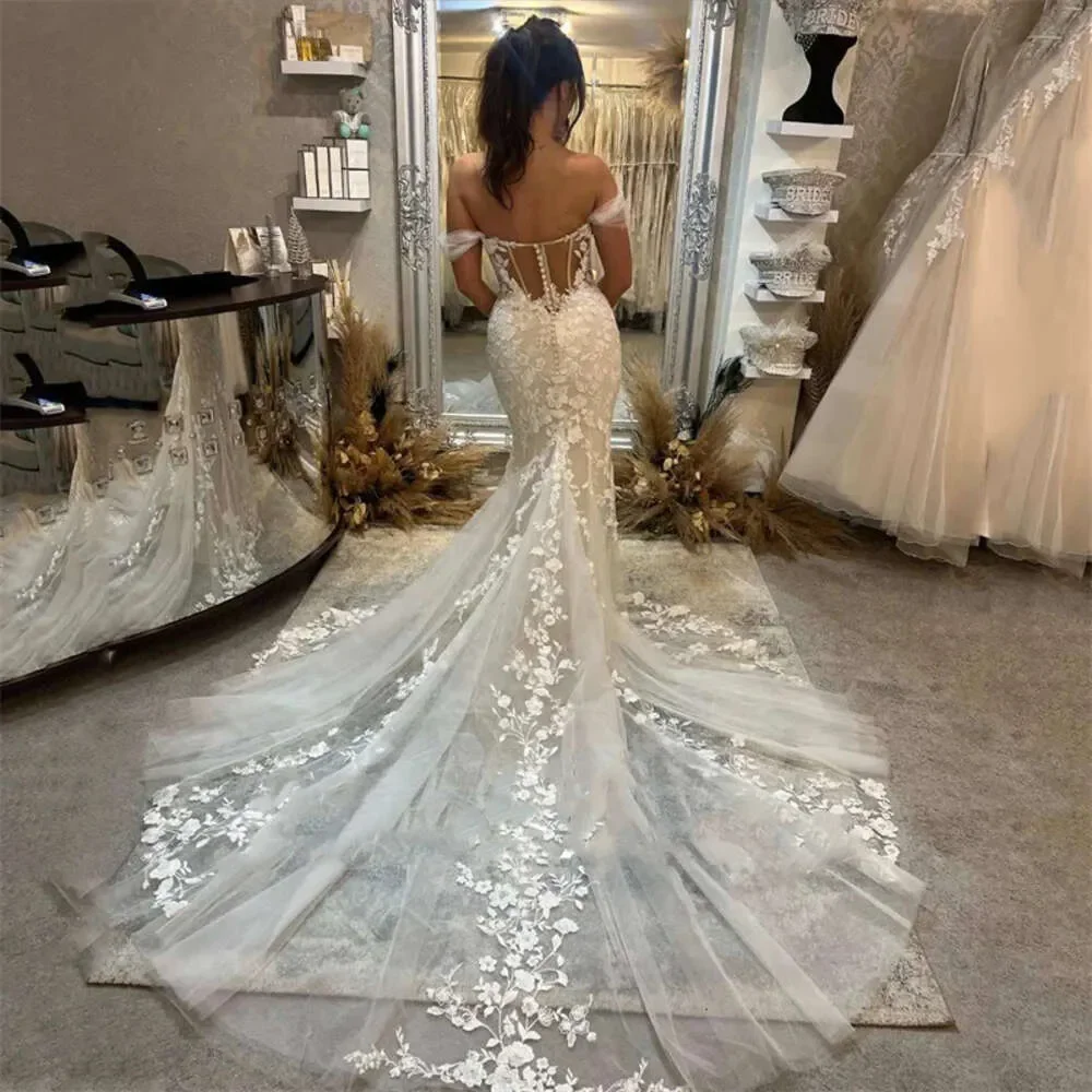 

Customized Mermaid Wedding Dresses Plunging Bridal Grown Applique Lace Ball Gown Off Shoulder Sleeves Zipper Vestido de novia