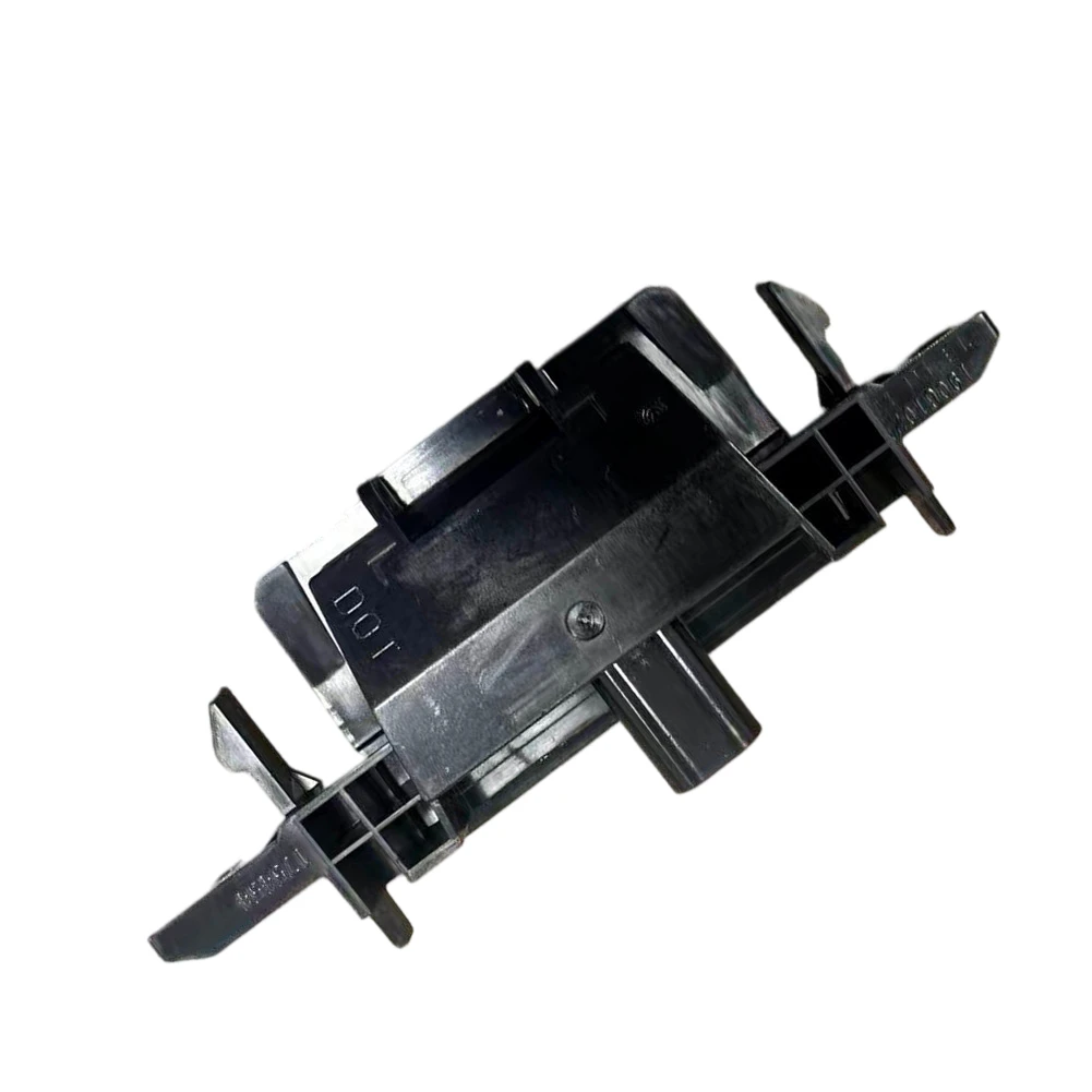 

Задний светодиодный фонарь, подсветка номерного знака, ночная видимость, износостойкий материал, конструкция, не деформирующаяся при воздействии внешних факторов, водонепроницаемый корпус.